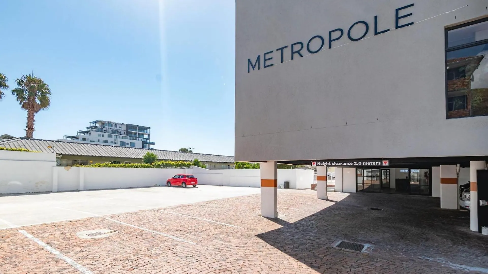 Metropole Green Point -Private Room 2Nd Floor Stay Cape Town South Africa
